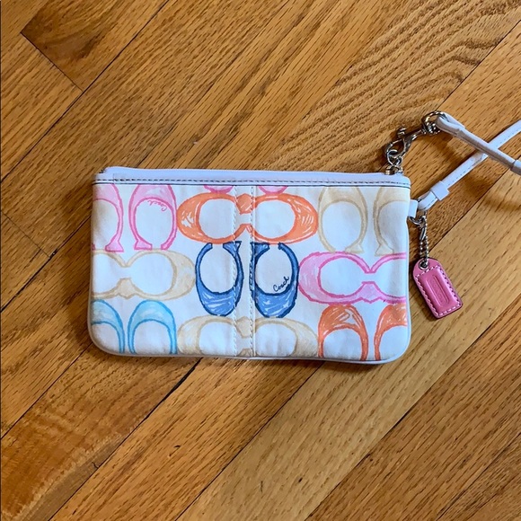 Coach scribble wristlet vintage - Picture 2 of 4